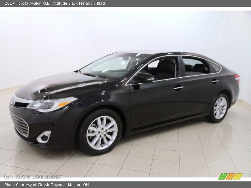 Attitude Black Metallic / Black 2014 Toyota Avalon XLE