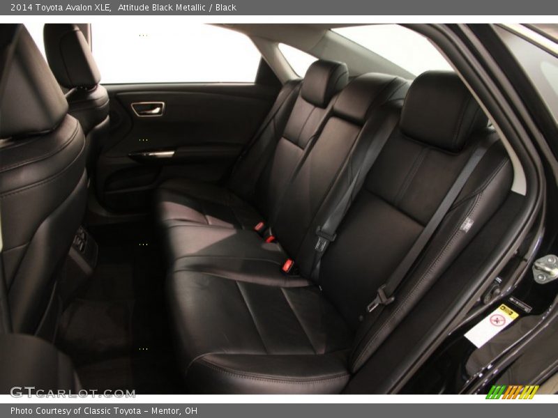 Attitude Black Metallic / Black 2014 Toyota Avalon XLE