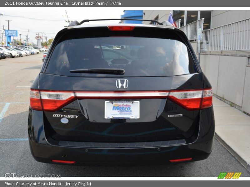 Crystal Black Pearl / Truffle 2011 Honda Odyssey Touring Elite