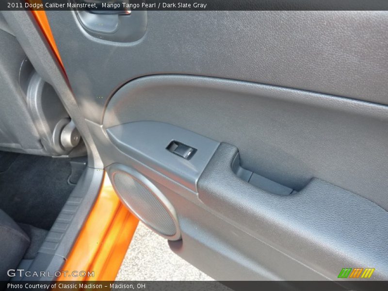 Mango Tango Pearl / Dark Slate Gray 2011 Dodge Caliber Mainstreet