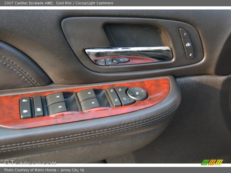Gold Mist / Cocoa/Light Cashmere 2007 Cadillac Escalade AWD