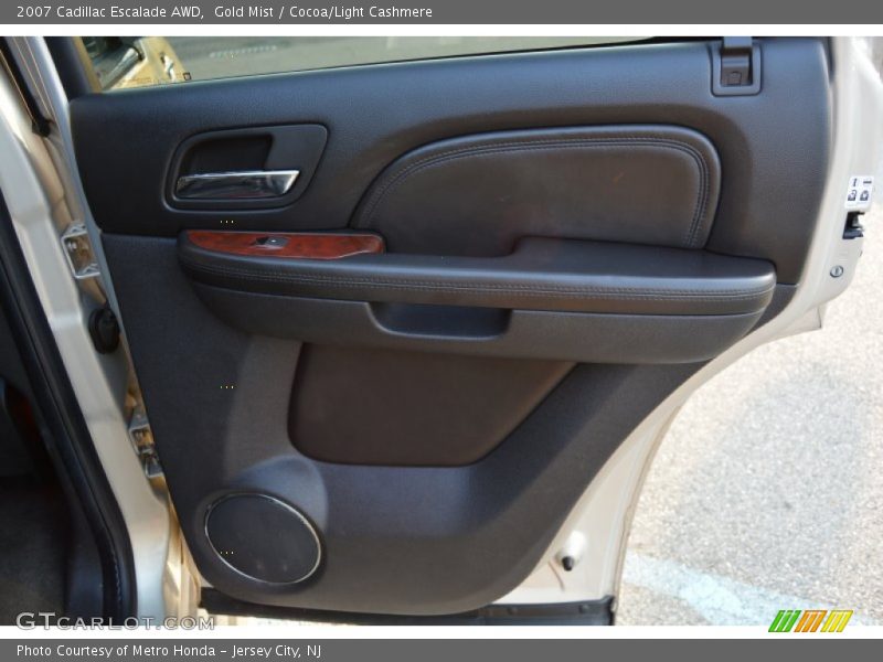 Gold Mist / Cocoa/Light Cashmere 2007 Cadillac Escalade AWD
