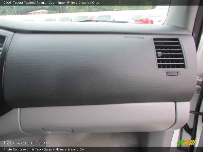 Super White / Graphite Gray 2005 Toyota Tacoma Regular Cab