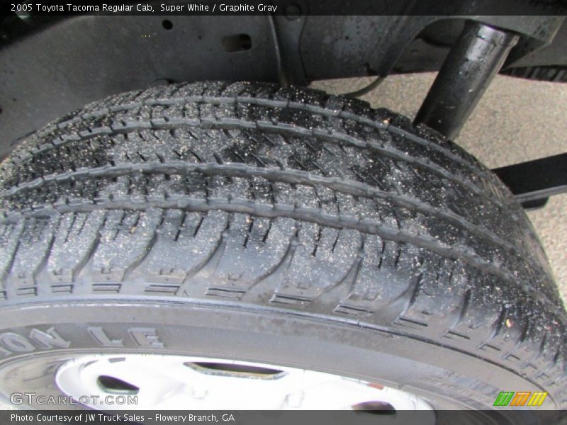 Super White / Graphite Gray 2005 Toyota Tacoma Regular Cab