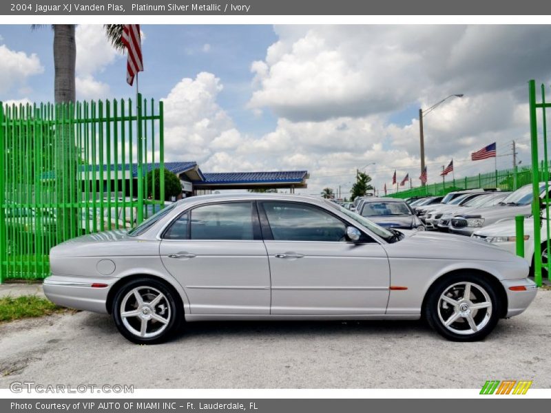  2004 XJ Vanden Plas Platinum Silver Metallic
