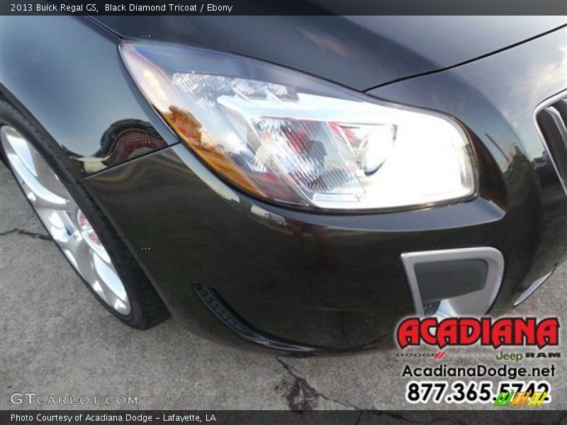 Black Diamond Tricoat / Ebony 2013 Buick Regal GS
