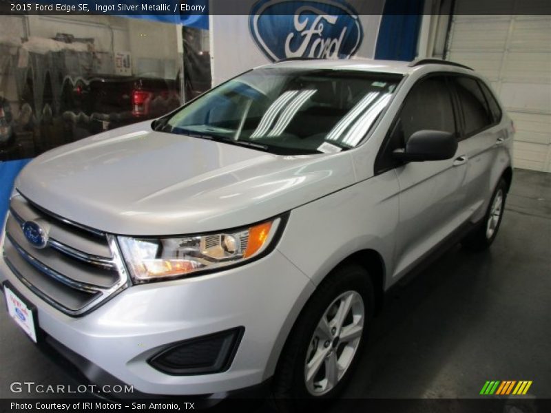Ingot Silver Metallic / Ebony 2015 Ford Edge SE