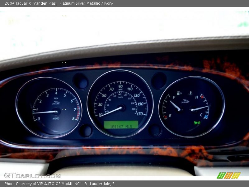  2004 XJ Vanden Plas Vanden Plas Gauges