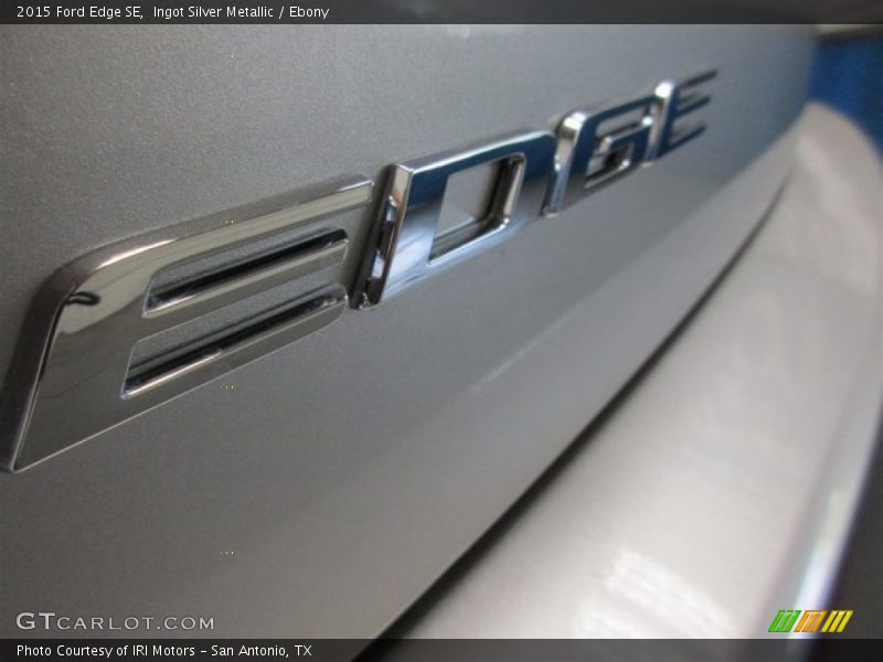 Ingot Silver Metallic / Ebony 2015 Ford Edge SE