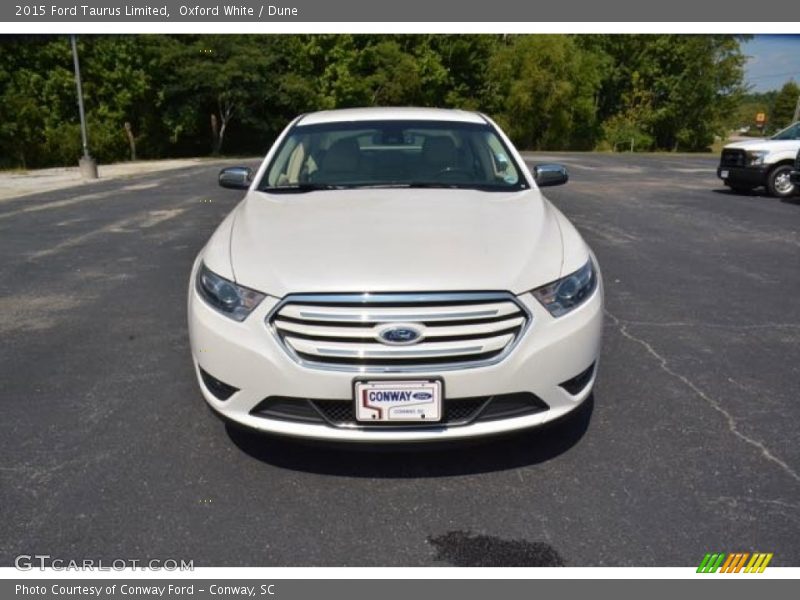 Oxford White / Dune 2015 Ford Taurus Limited