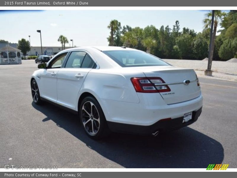 Oxford White / Dune 2015 Ford Taurus Limited