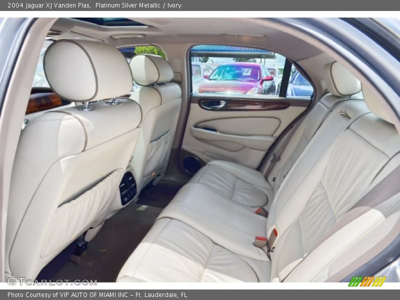 Platinum Silver Metallic / Ivory 2004 Jaguar XJ Vanden Plas