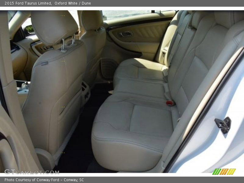 Oxford White / Dune 2015 Ford Taurus Limited