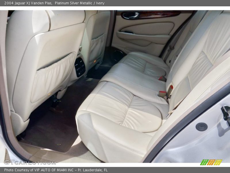 Platinum Silver Metallic / Ivory 2004 Jaguar XJ Vanden Plas