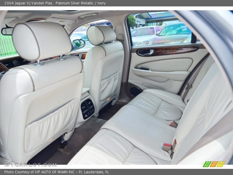 Platinum Silver Metallic / Ivory 2004 Jaguar XJ Vanden Plas