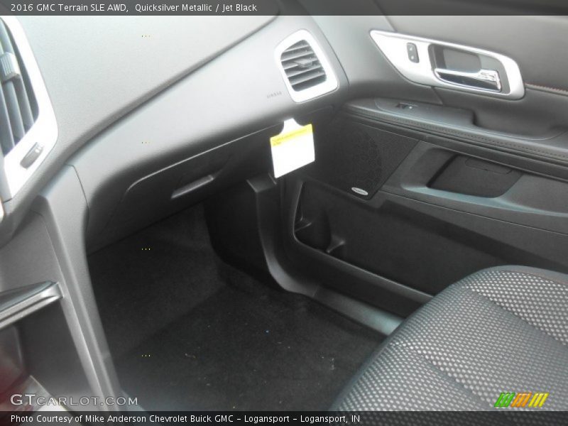 Quicksilver Metallic / Jet Black 2016 GMC Terrain SLE AWD