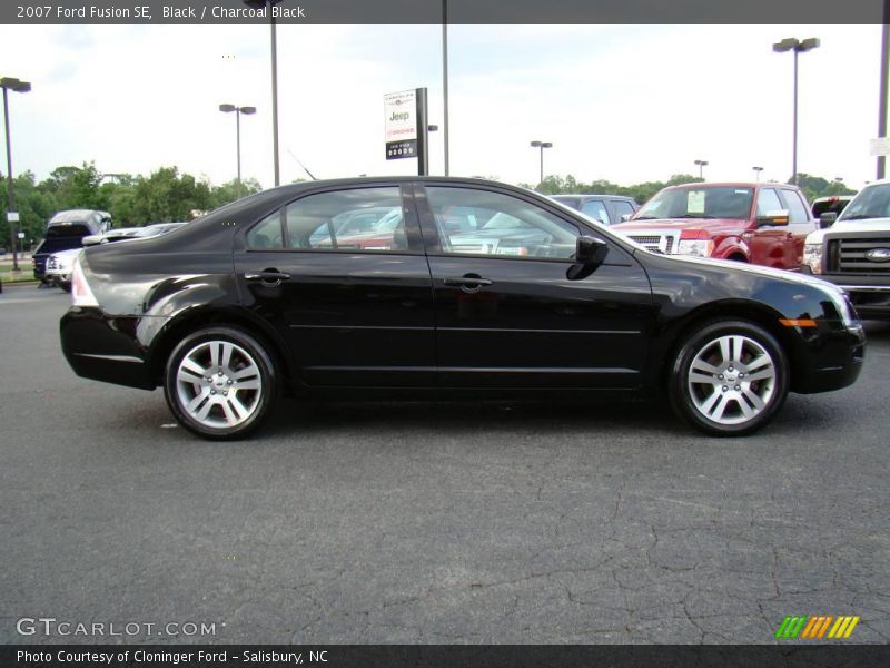 Black / Charcoal Black 2007 Ford Fusion SE