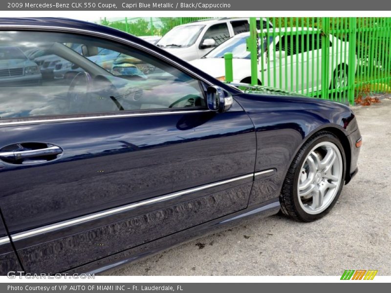 Capri Blue Metallic / Black/Cappuccino 2009 Mercedes-Benz CLK 550 Coupe