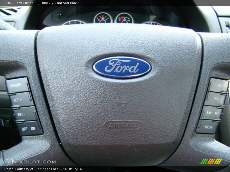 Black / Charcoal Black 2007 Ford Fusion SE