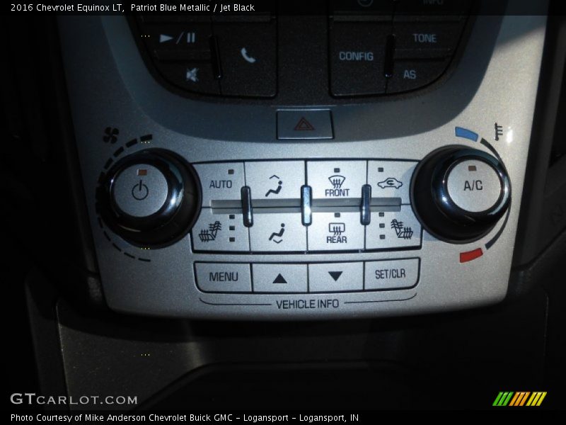 Patriot Blue Metallic / Jet Black 2016 Chevrolet Equinox LT