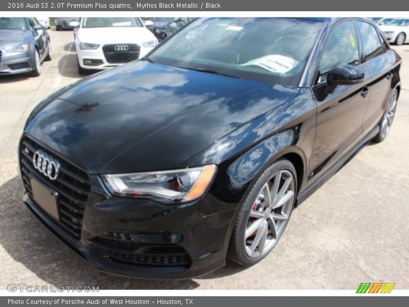 Front 3/4 View of 2016 S3 2.0T Premium Plus quattro