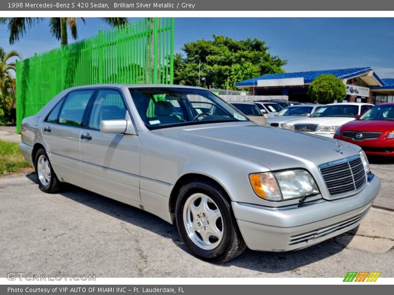 Front 3/4 View of 1998 S 420 Sedan