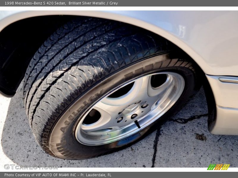 Brilliant Silver Metallic / Grey 1998 Mercedes-Benz S 420 Sedan