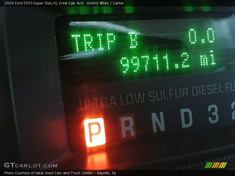 Oxford White / Camel 2009 Ford F350 Super Duty XL Crew Cab 4x4