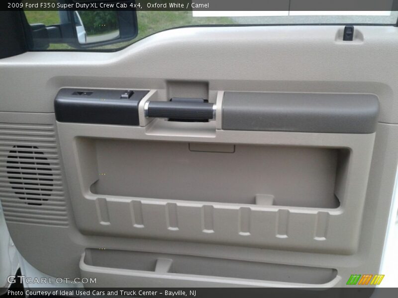 Oxford White / Camel 2009 Ford F350 Super Duty XL Crew Cab 4x4