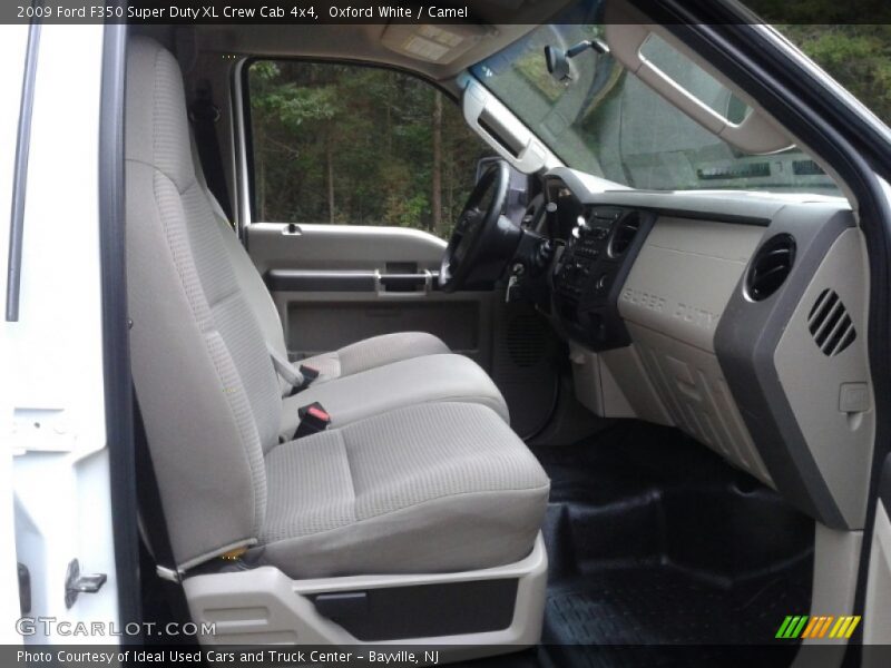 Oxford White / Camel 2009 Ford F350 Super Duty XL Crew Cab 4x4