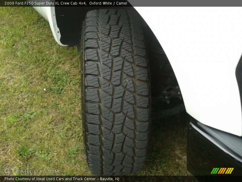 Oxford White / Camel 2009 Ford F350 Super Duty XL Crew Cab 4x4