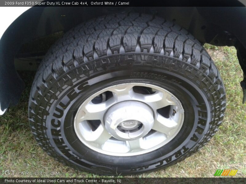 Oxford White / Camel 2009 Ford F350 Super Duty XL Crew Cab 4x4