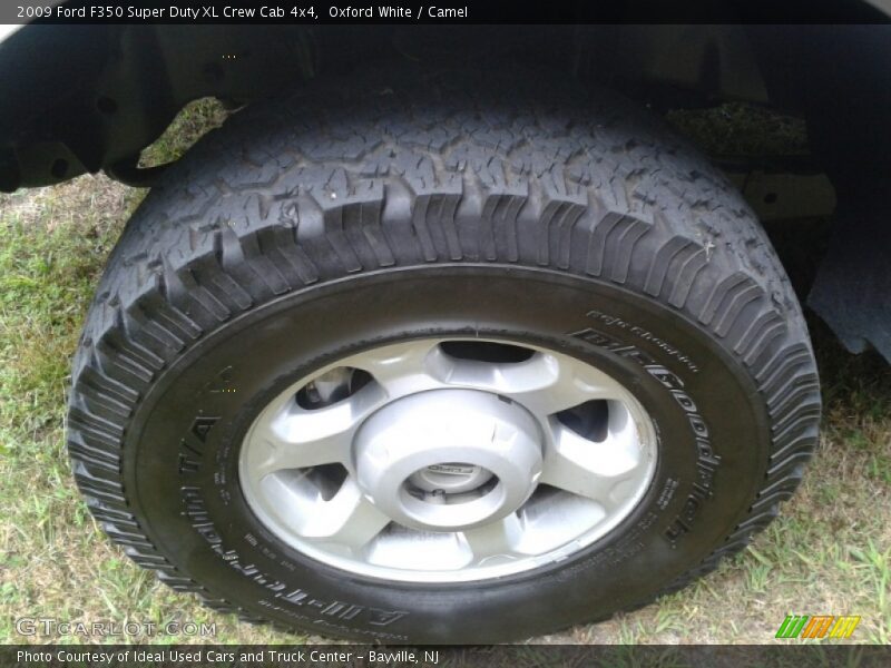 Oxford White / Camel 2009 Ford F350 Super Duty XL Crew Cab 4x4