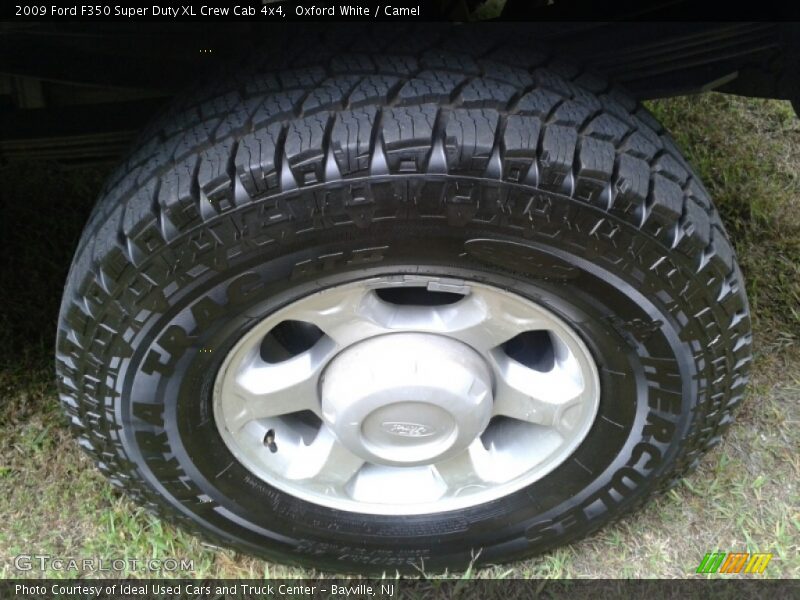Oxford White / Camel 2009 Ford F350 Super Duty XL Crew Cab 4x4