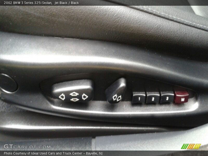 Jet Black / Black 2002 BMW 3 Series 325i Sedan
