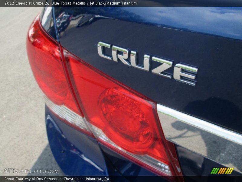 Blue Topaz Metallic / Jet Black/Medium Titanium 2012 Chevrolet Cruze LS