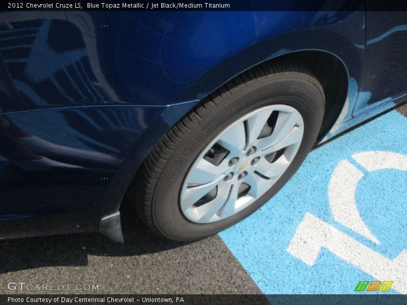 Blue Topaz Metallic / Jet Black/Medium Titanium 2012 Chevrolet Cruze LS