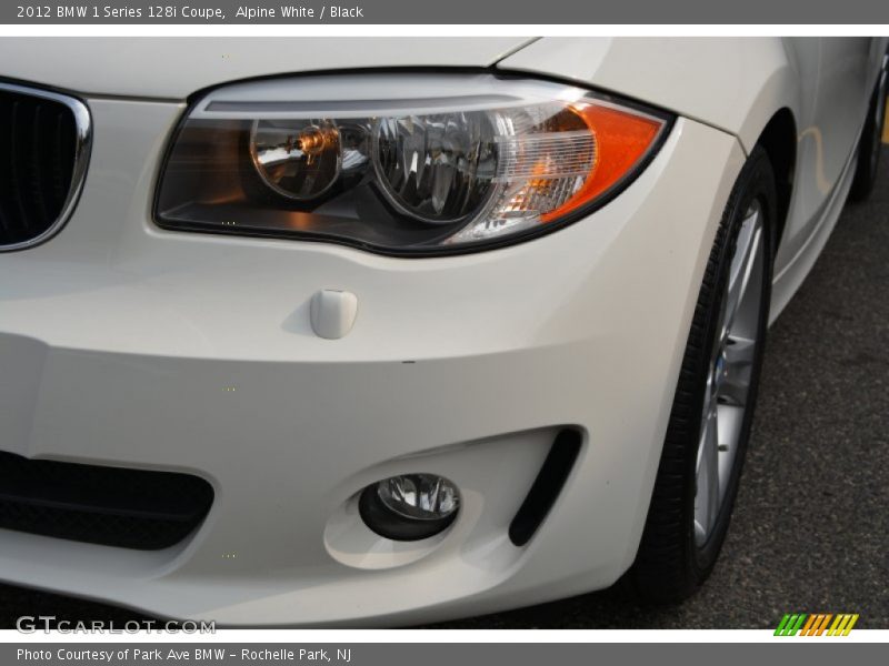 Alpine White / Black 2012 BMW 1 Series 128i Coupe