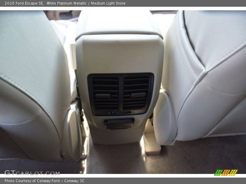 White Platinum Metallic / Medium Light Stone 2016 Ford Escape SE