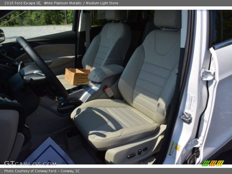 White Platinum Metallic / Medium Light Stone 2016 Ford Escape SE