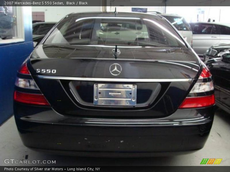 Black / Black 2007 Mercedes-Benz S 550 Sedan