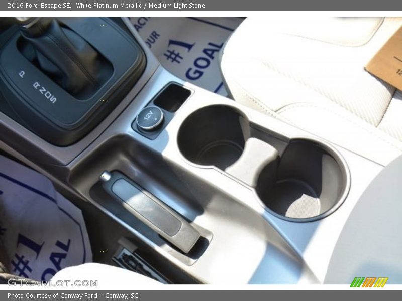 White Platinum Metallic / Medium Light Stone 2016 Ford Escape SE