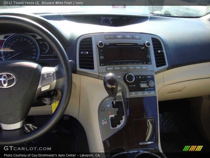 Blizzard White Pearl / Ivory 2012 Toyota Venza LE