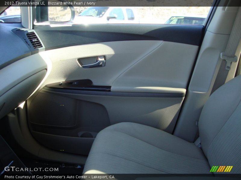Blizzard White Pearl / Ivory 2012 Toyota Venza LE
