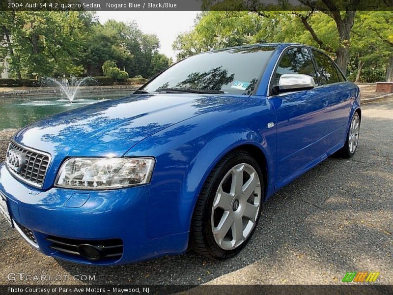 Front 3/4 View of 2004 S4 4.2 quattro Sedan