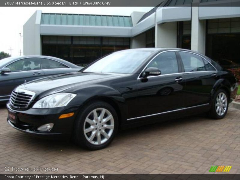 Black / Grey/Dark Grey 2007 Mercedes-Benz S 550 Sedan