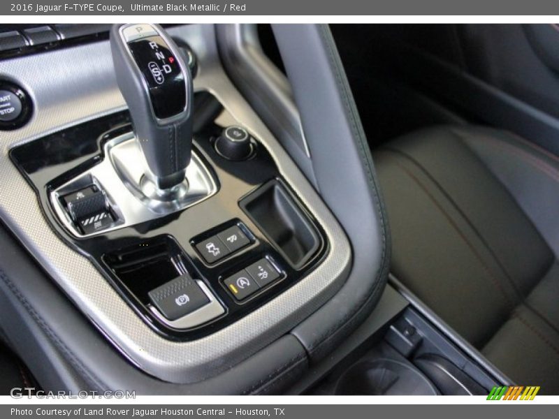 Ultimate Black Metallic / Red 2016 Jaguar F-TYPE Coupe