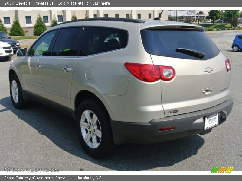Gold Mist Metallic / Cashmere 2010 Chevrolet Traverse LT