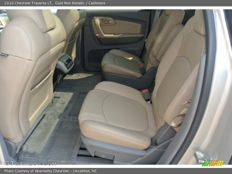 Gold Mist Metallic / Cashmere 2010 Chevrolet Traverse LT