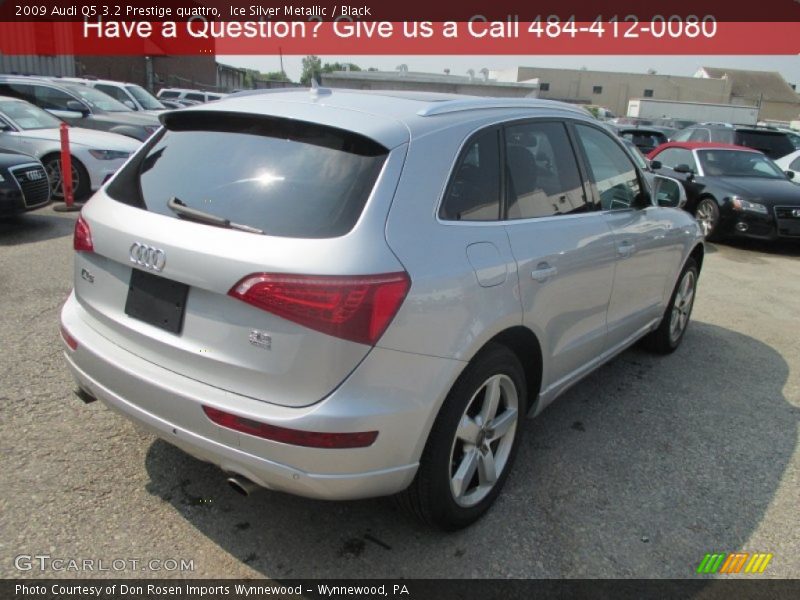 Ice Silver Metallic / Black 2009 Audi Q5 3.2 Prestige quattro